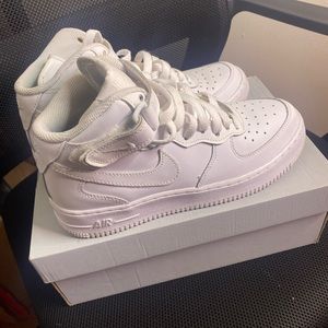 Air Force 1 Mid (GS)
